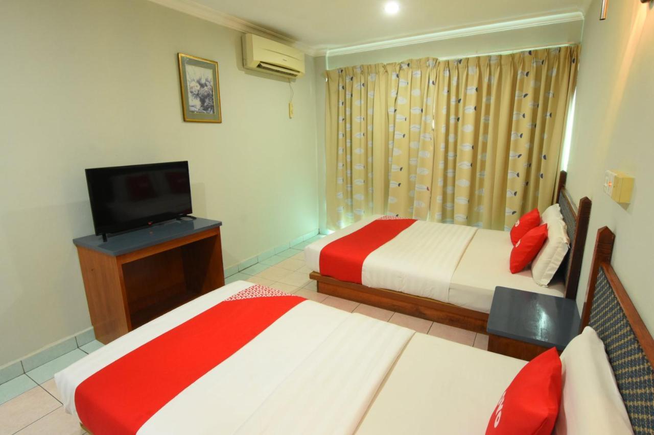 Oyo 89642 Highway Inn Mukah Exterior foto