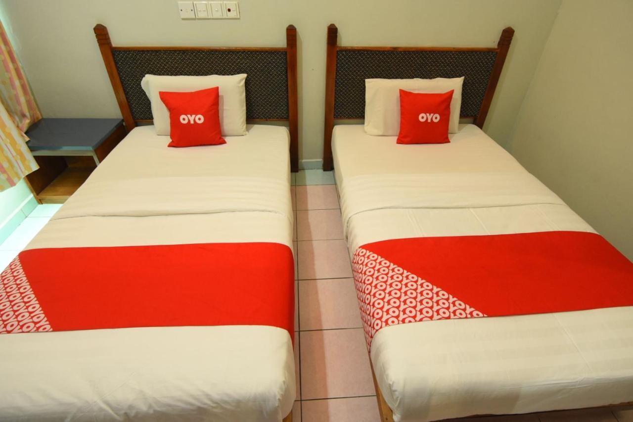 Oyo 89642 Highway Inn Mukah Exterior foto
